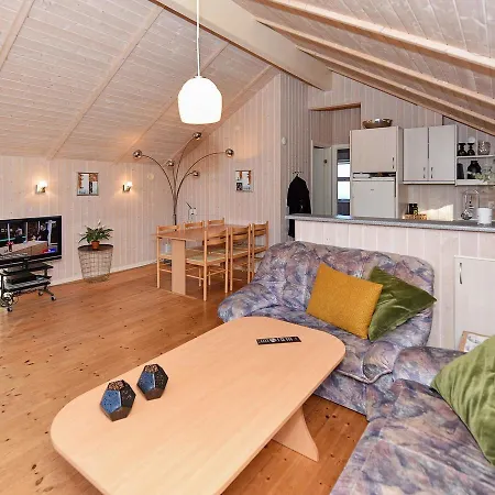 Vakantiehuis Holiday Iii *